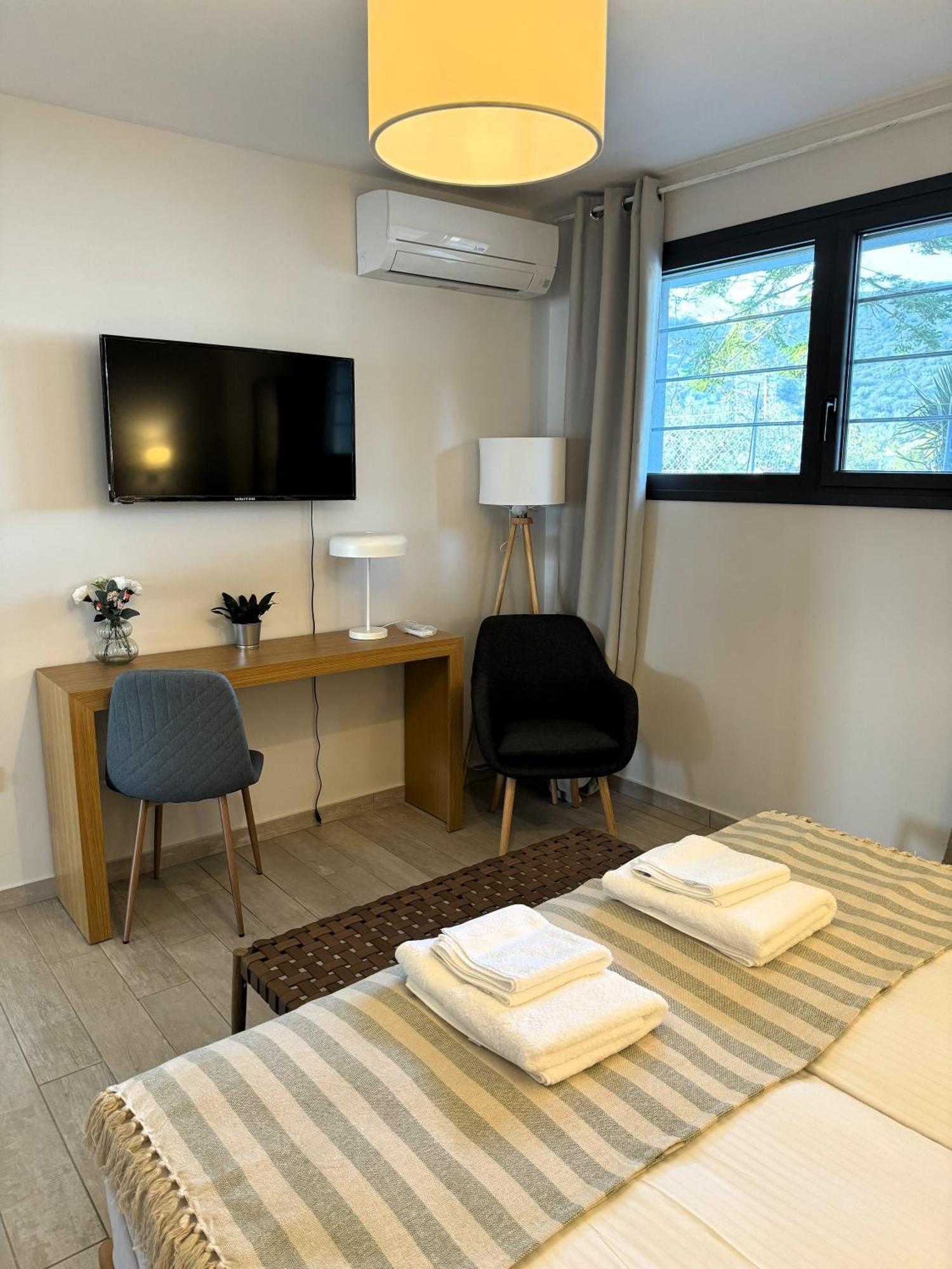 Apartamento Acra Melia PalaiónTsiflíkion Exterior foto