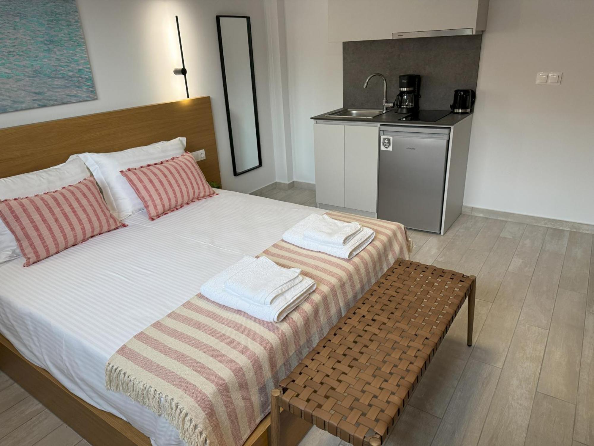 Apartamento Acra Melia PalaiónTsiflíkion Exterior foto